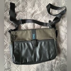 Hedgren men’s crossbody bag